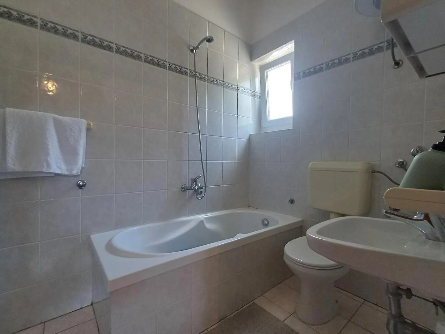 Πανσιόν Apartment House Nena Krk Town