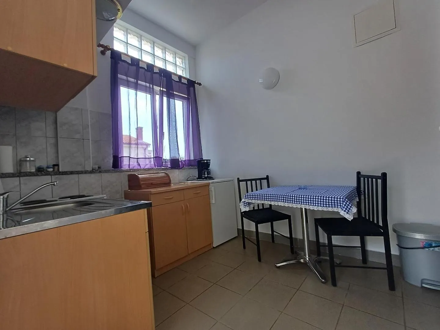 Apartment House Nena Krk Town 0*,  Κροατία