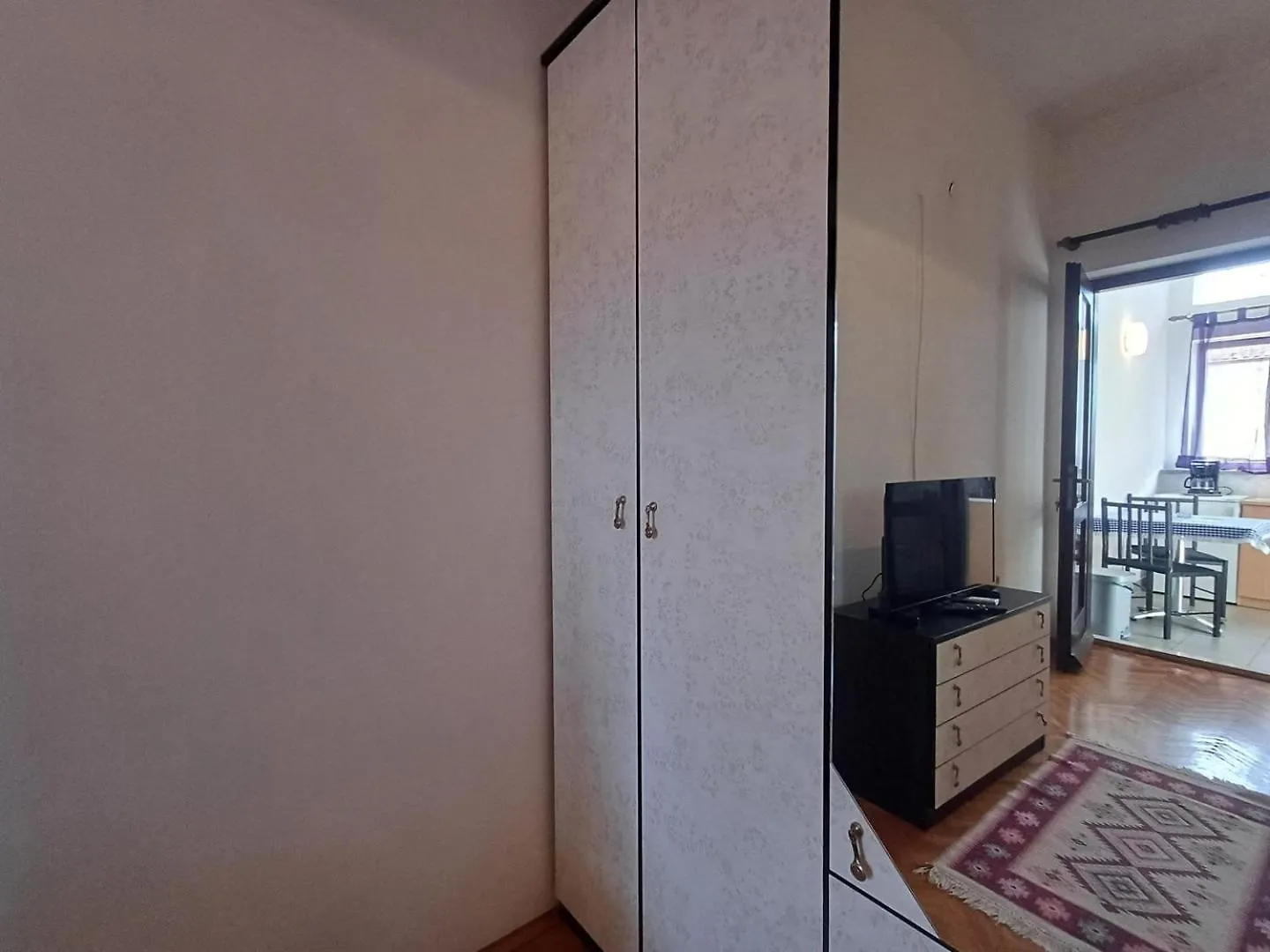 Πανσιόν Apartment House Nena Krk Town